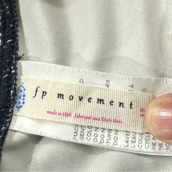 Free People Movement Swan Bird Leggings Size Small - Picture 3 of 7